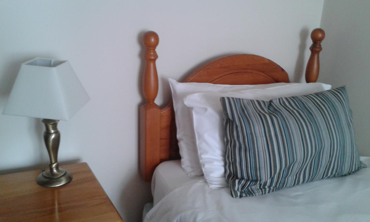 איסטבורן By The Sea Bed And Breakfast מראה חיצוני תמונה